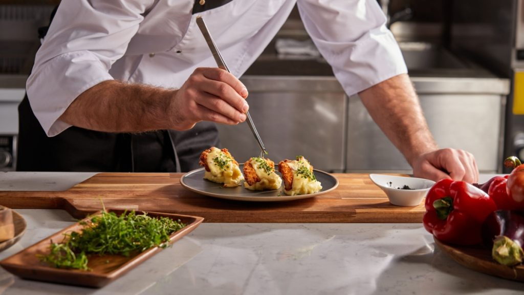 How to make your dishes look irresistible?