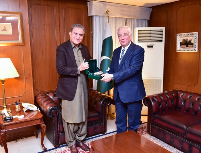 FM Qureshi for enhanced Pak-Greek cooperation in culture, tourism