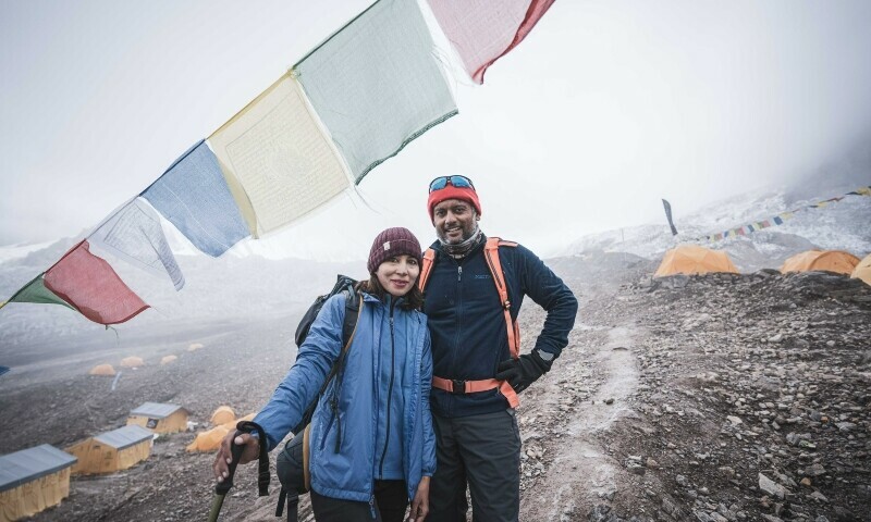 Ahmed Uzair and Anum Uzair become first Pakistani Husband-Wife duo to summit Nepal’s Mount Manaslu