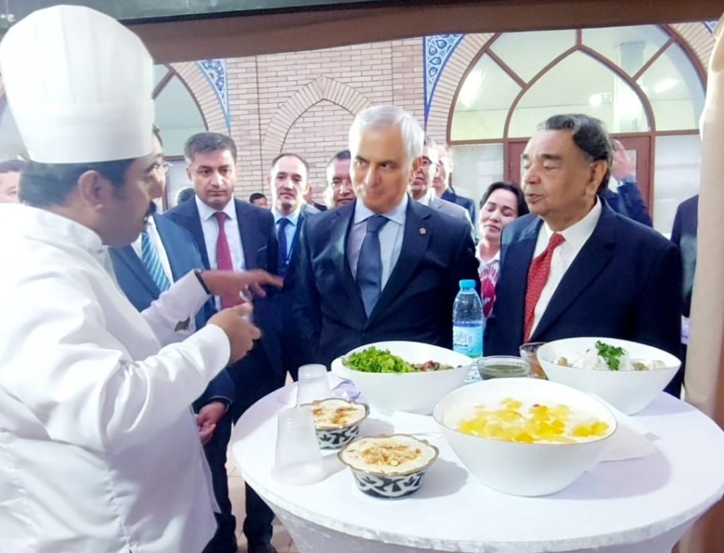 COTHM’s Chef Jahanzaib attracts tourists through Pakistani cuisine at ‘ECO Member States Cooking Competition’ in Uzbekistan