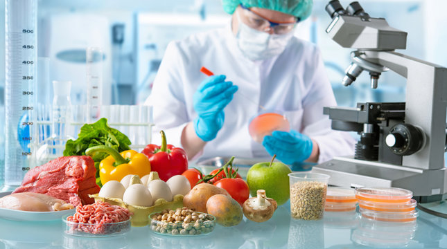Importance of Food Safety & Hygiene Standards in Professional & Domestic Kitchens in Pakistan