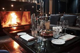 Fireside Dining Experiences Embracing warmth, flavors, & ambiance this winter