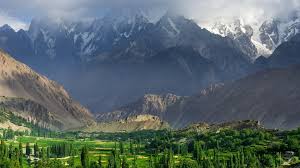 Trekking in the Pakistani Himalayas, A thrilling adventure amidst stunning natural beauty