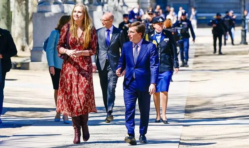 Princess Catharina-Amalia honors Spain’s hospitality with heartfelt gift