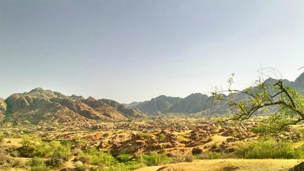Karoonjhar Mountains- A natural wonderland in the district of Tharparkar, Sindh