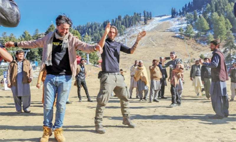 Snowboarding Championship, Festival concludes in Malam Jabba