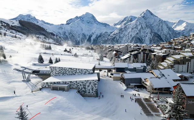 French firms eager to develop ski resorts in G-B