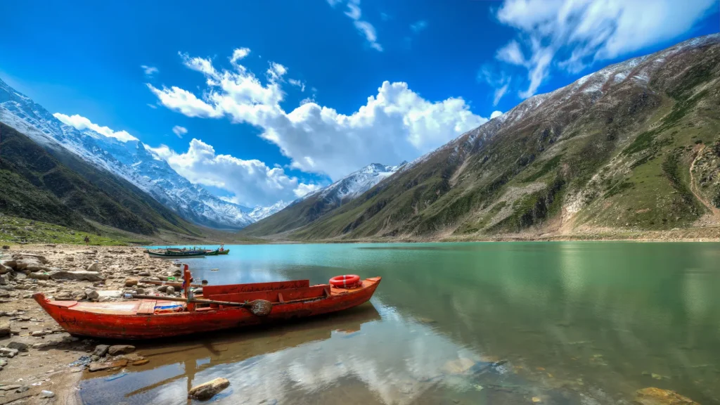 Tourism in Pakistan, Easy travelling for international tourists is need of the hour!