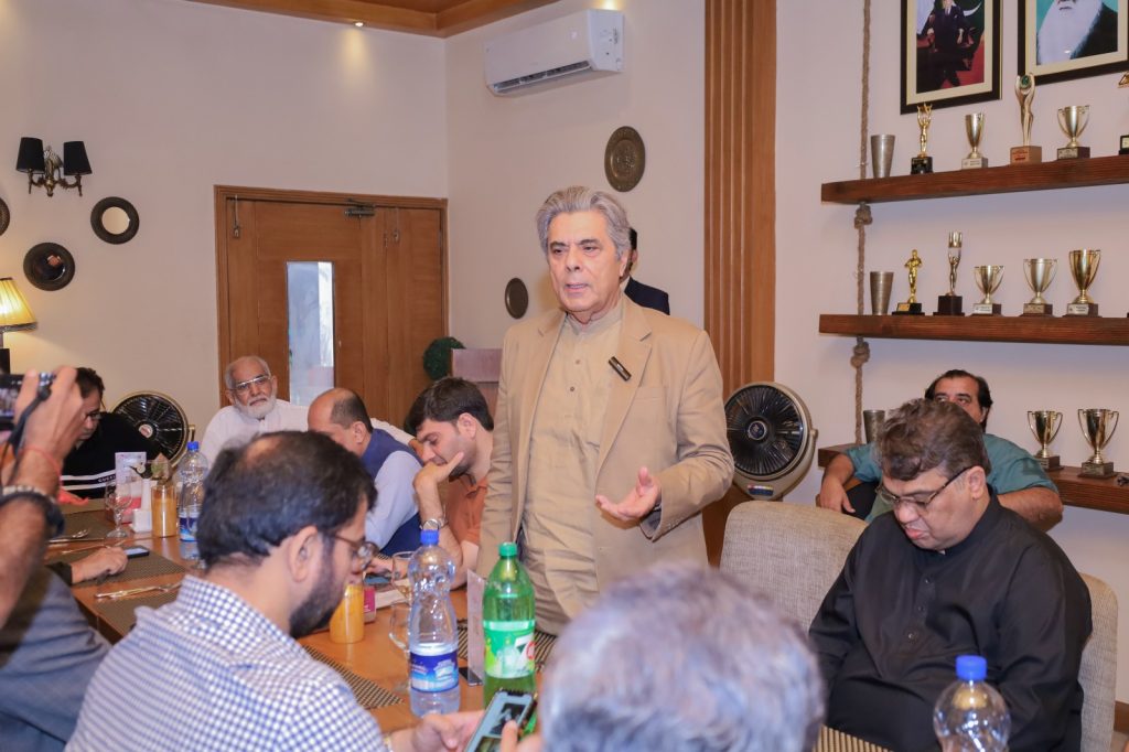 Hafeez Ullah Niazi Applauds COTHM for Gracious Arrangements at Honorary Luncheon