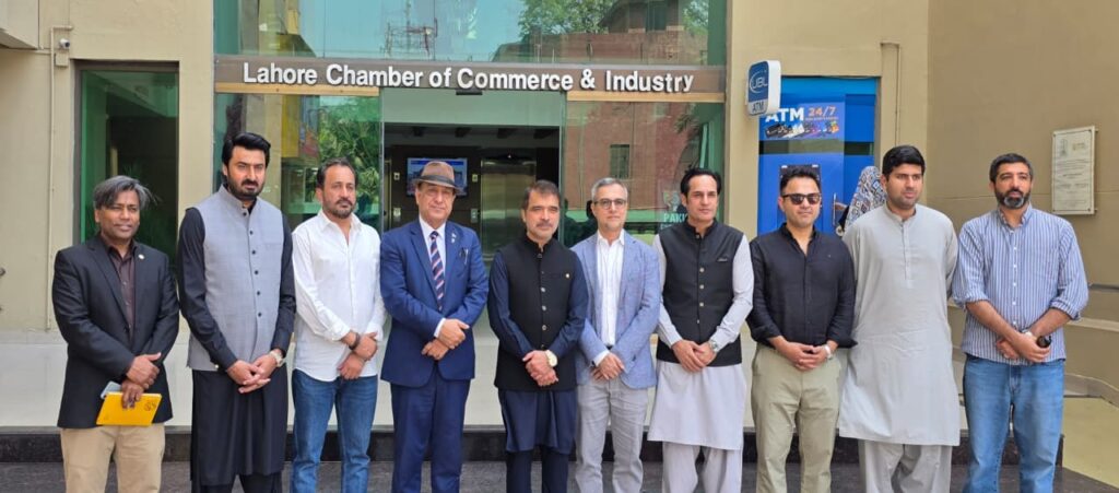 Lahore Restaurant Association Pushes for Extended Operating Hours in Strategic Meeting with LCCI