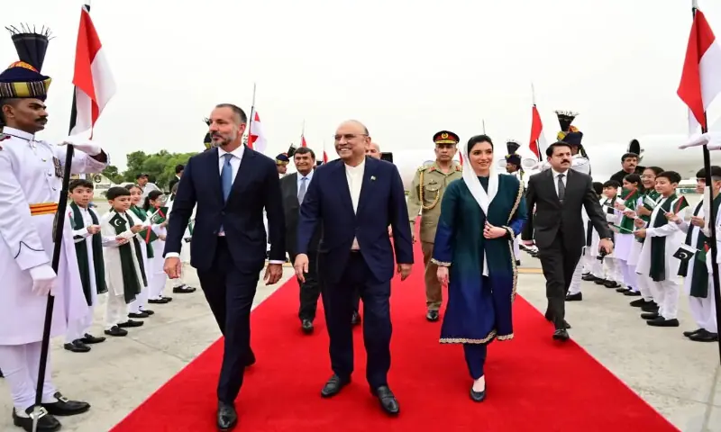 Prince Rahim Aga Khan V Arrives in Pakistan for First Official Six-Day Visit