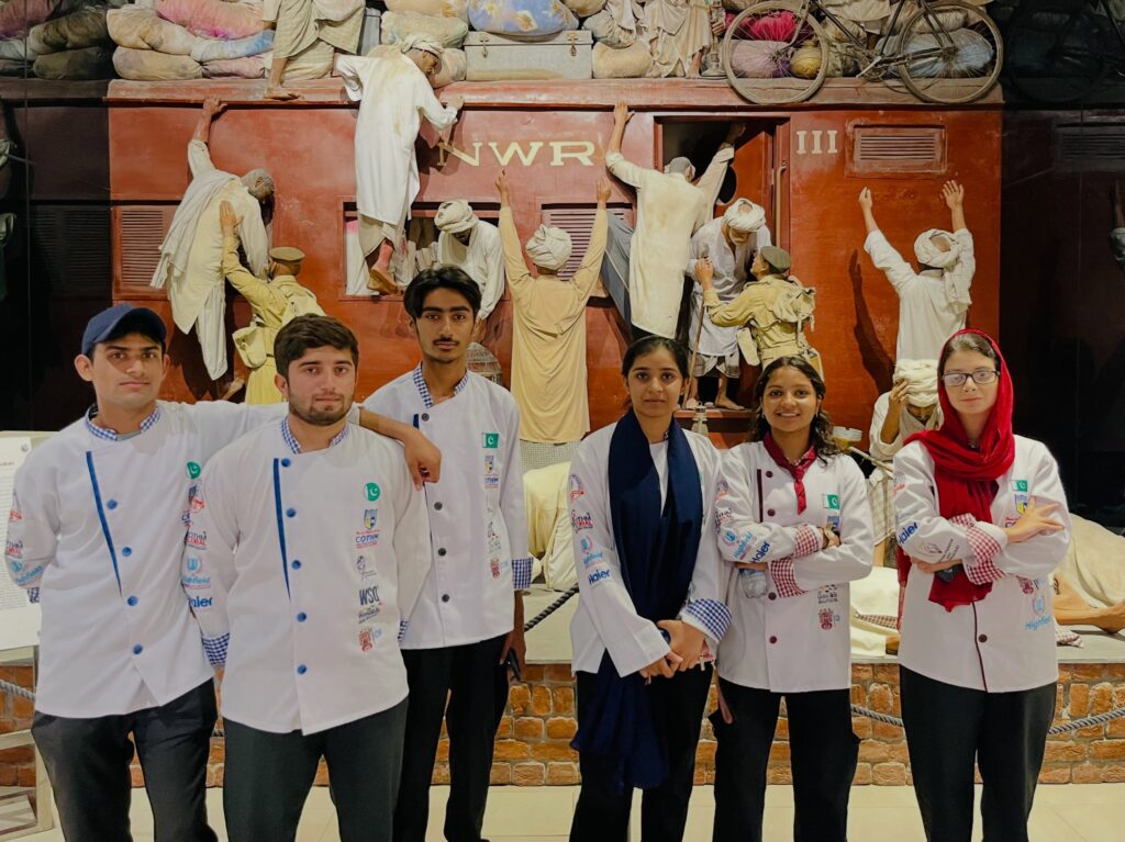 COTHM DHA Students Explore History and National Pride at Lahore Army Museum