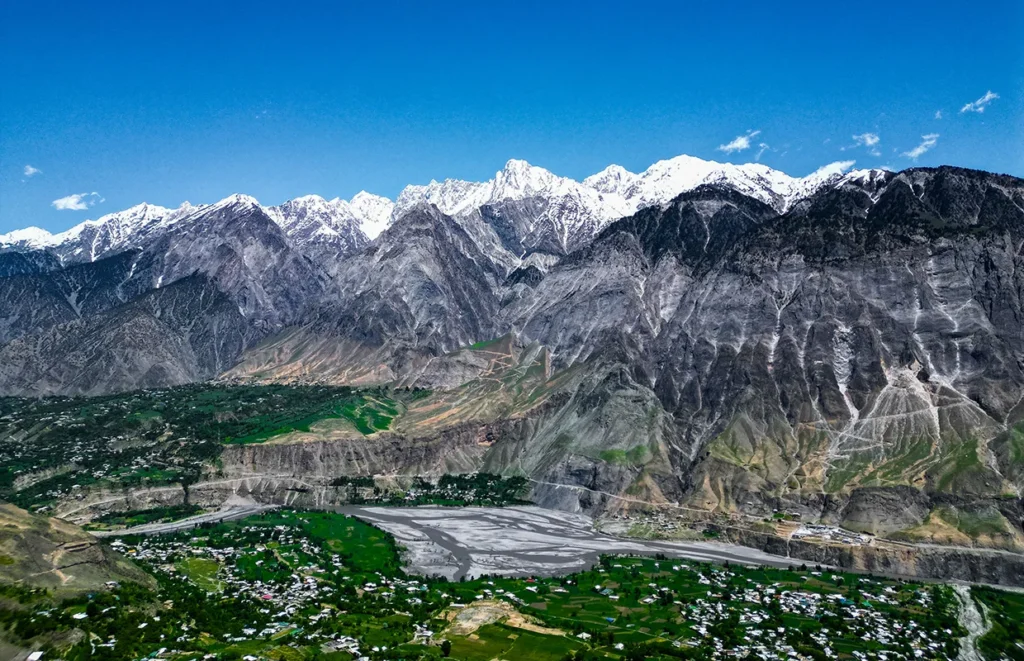 Step Into a Living Museum: The Enchanting Kalash Valleys Preserve Pakistan’s Ancient Cultural Soul