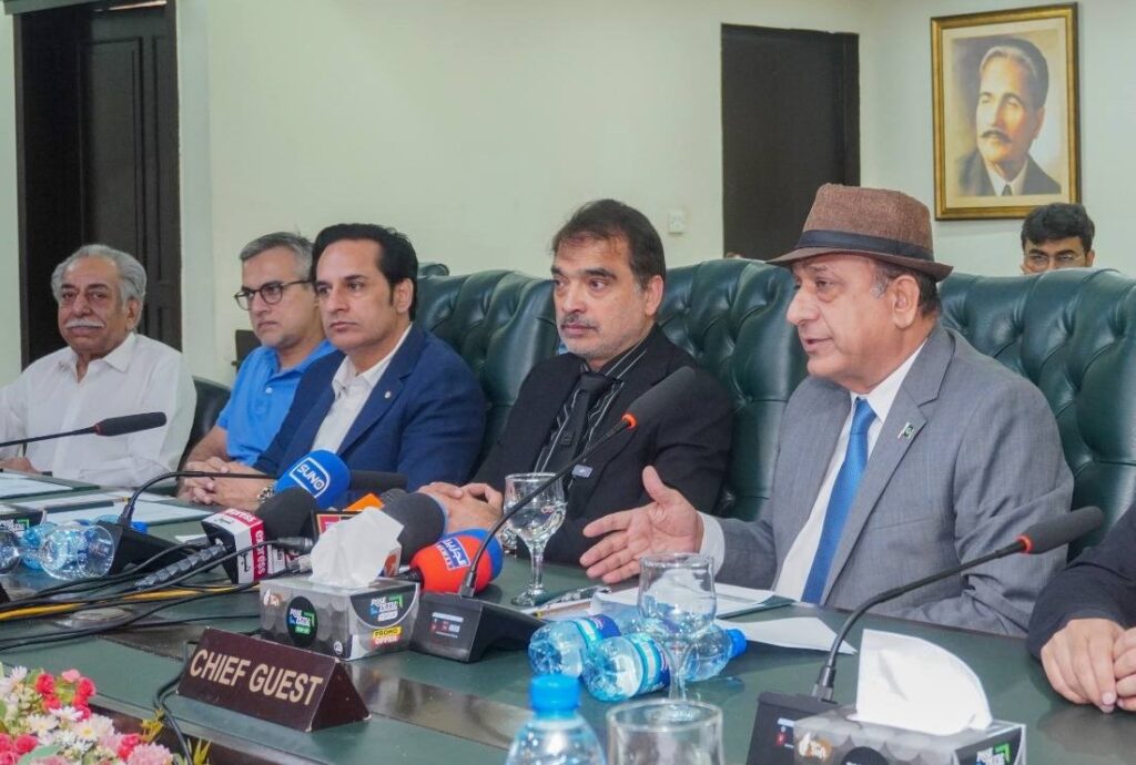 LRA Secretary General Ahmad Shafiq Demands One-Hour Extension in Restaurant Timings, Calls for 11PM Weekday & Midnight Weekend Closing