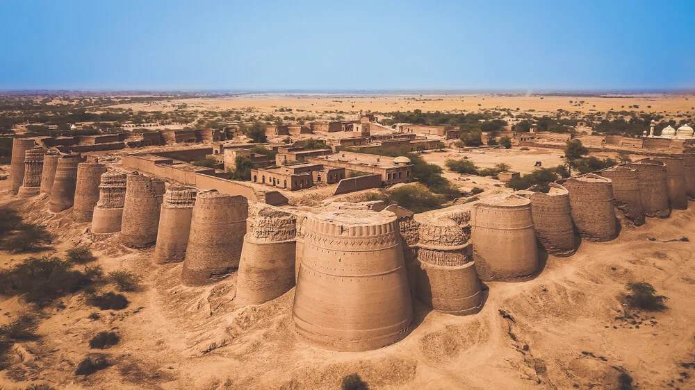 Thal Desert: Pakistan’s Golden Landscape of Culture, Tradition, and Untouched Beauty