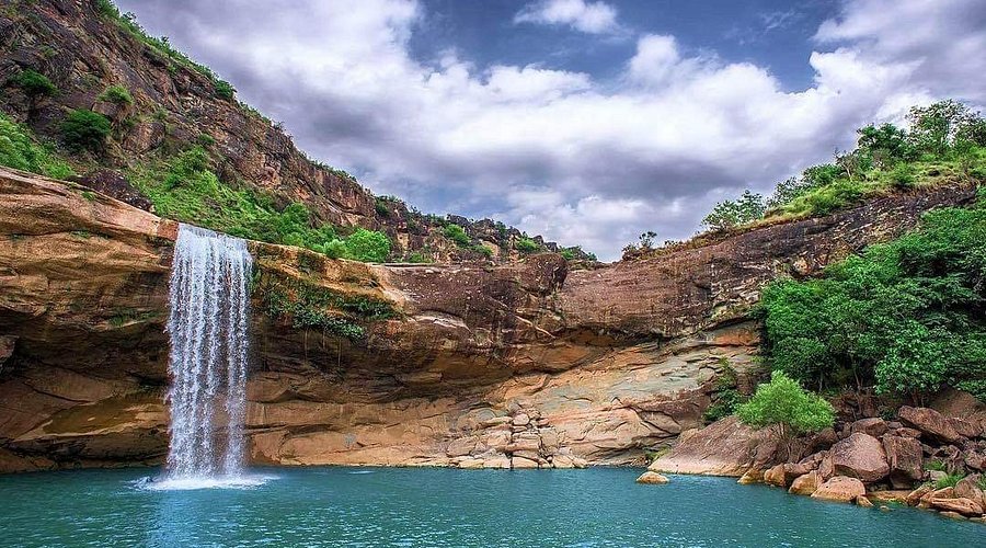 A Hidden Paradise: Discover the Enchanting Beauty of Gulpur Waterfall