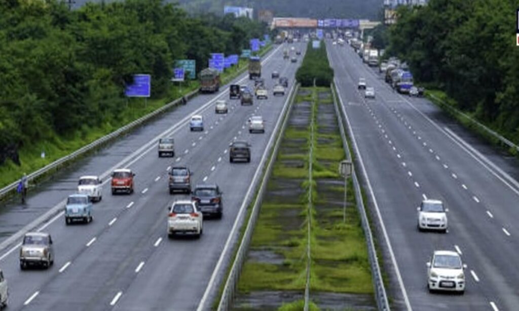 Punjab Unveils Pakistan’s First European-Style Road to Promote Modern Urban Development