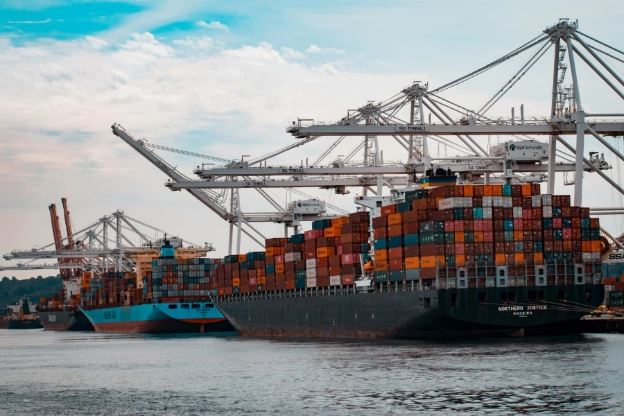 Pakistan Plans Major Tariff Reform with Up to 50% Cut in Import Taxes