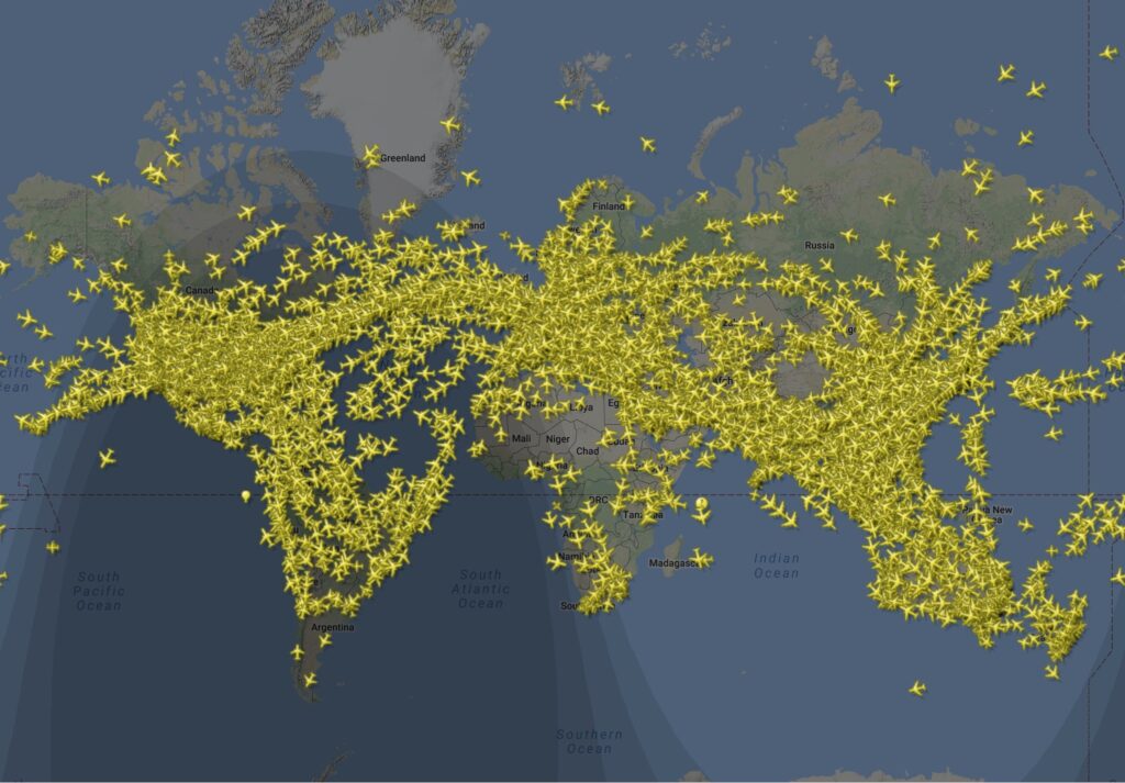 Global Aviation Sets New Record with Over 153,000 Commercial Flights in a Single Day