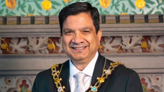 From Pakistan to Public Office: Retired Pakistan Navy Officer Elected Mayor in the UK